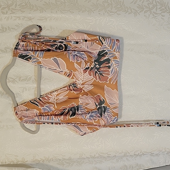 Jacqui E Tops - Jacqui E Multicolor Floral Blouse